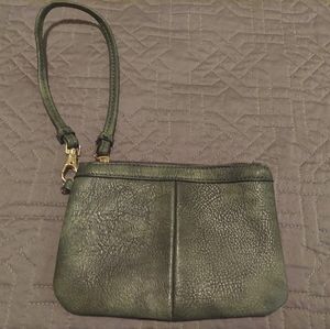 Wilsons leather wristlet in green
